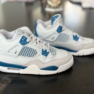 Nike Kids Jordan 4 Retro Sneaker